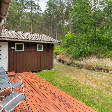 Gorgeous Home In Jorpeland With House Sea View Eksteriør billede