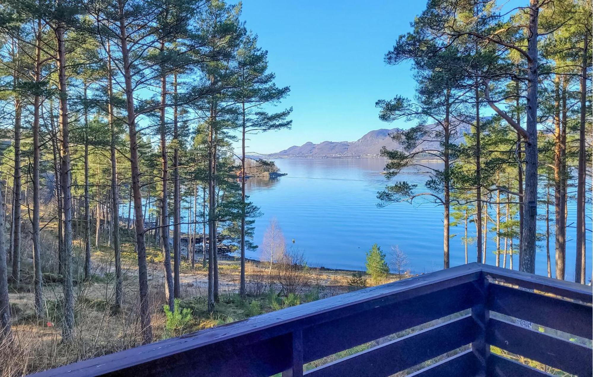 Gorgeous Home In Jorpeland With House Sea View Eksteriør billede